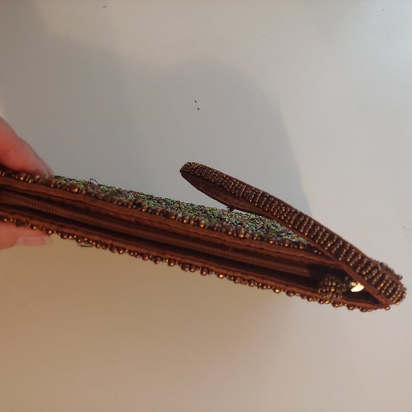 Beaded wristlet - Picture 9 of 11